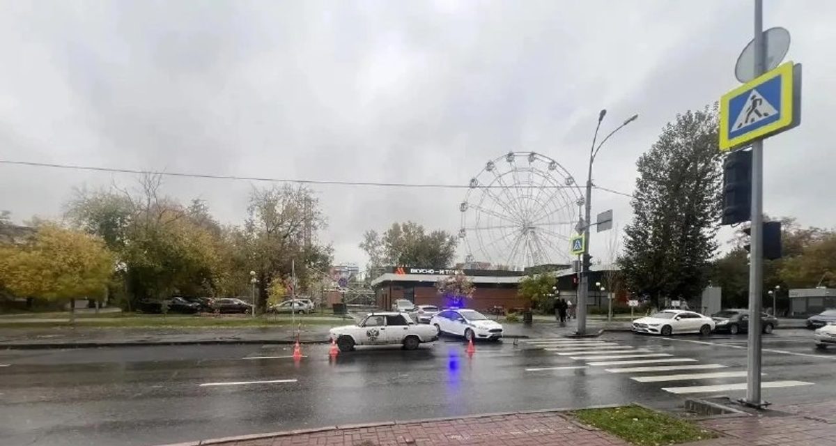 В центре Тюмени водитель «Лады» не пропустил 14-летнюю школьницу на регулируемом переходе
