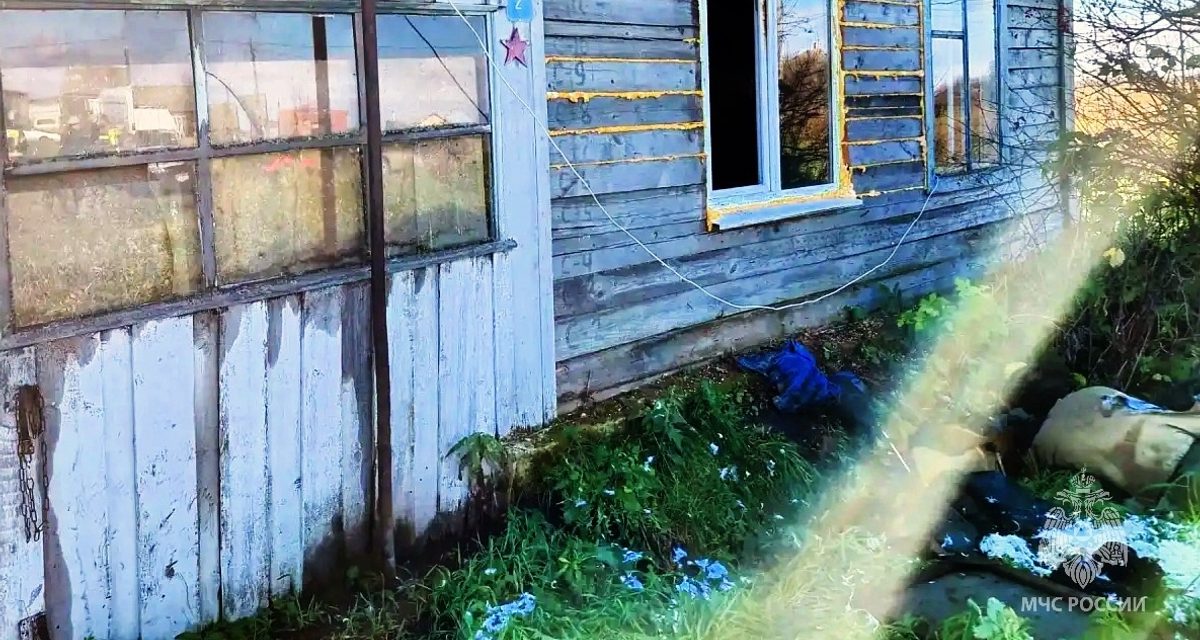 Мужчина погиб при пожаре в частном доме в селе Знаменщиково